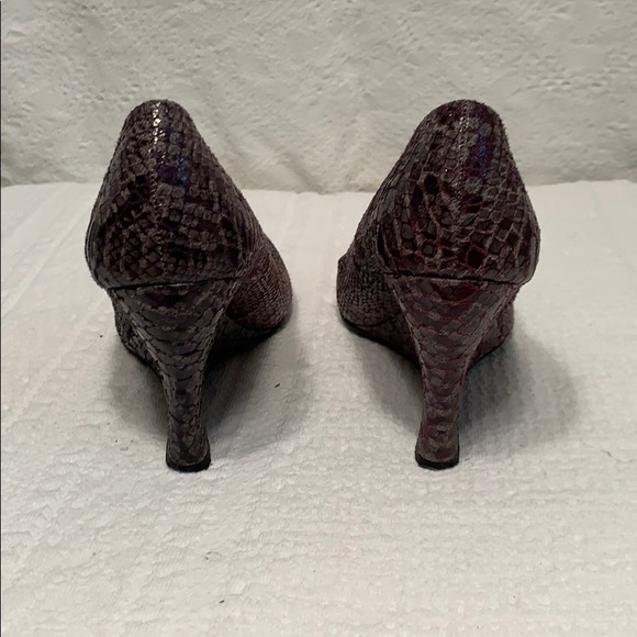 Worthington faux snake skin heels - Picture 7 of 9